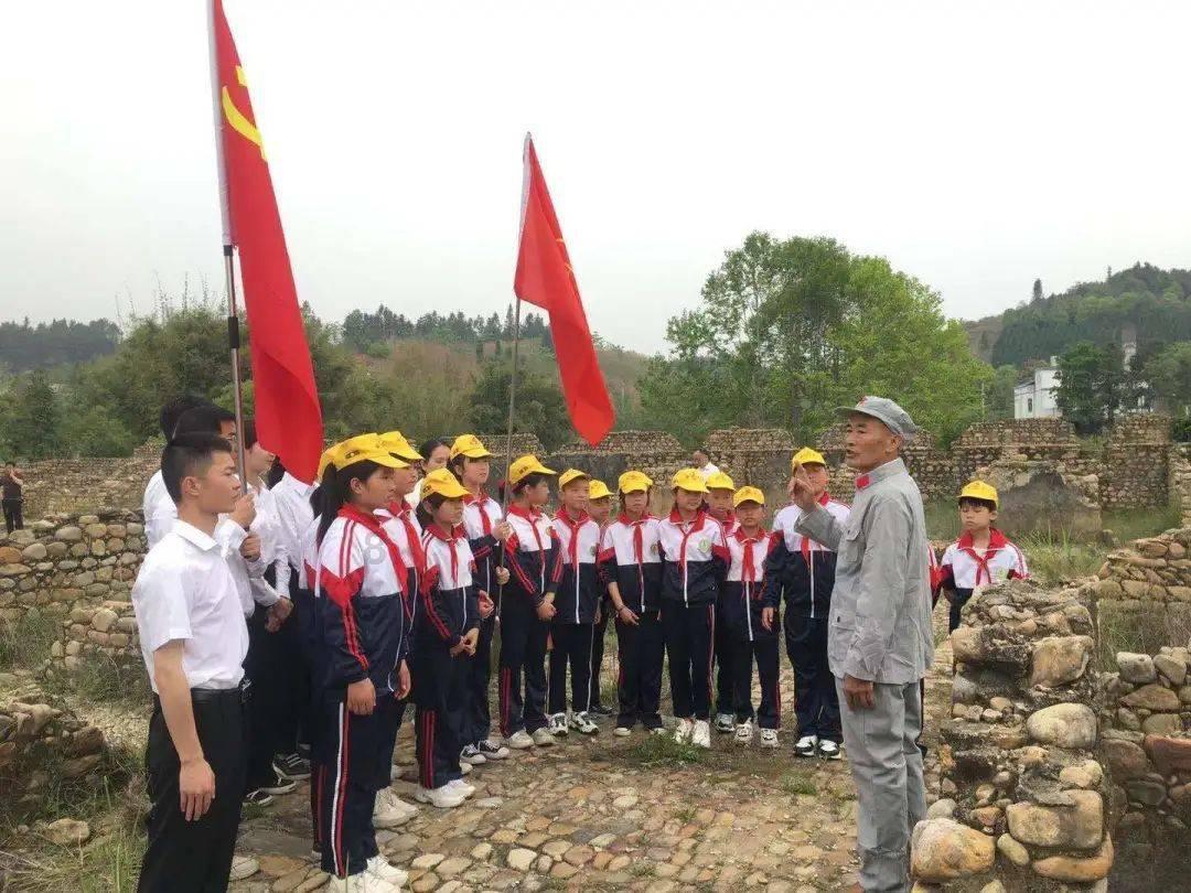 卫讯公司盘中异动 下午盘股价大跌5.11%
